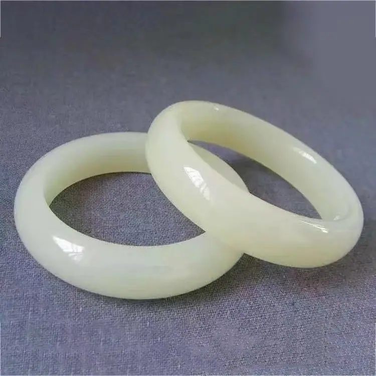批发外蒙料青白玉手镯_SKU图06