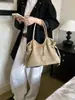 Bolso Tote Melanoid para Viajar para Mujer 2026 Nuevo Otoño Retro Gamuza Felpa Bolso de Hombro Único Gran Capacidad Bolso de Axila