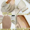 Novos Sapatos de Princesa Estilo Coreano para Meninas Primavera/Verão 2026 com Laço para Apresentação e Dança, Sapatos de Couro Pequenos, Médios e Grandes para Crianças Meninas