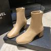 Botas para mujer de talla grande 2023 otoño e invierno Nuevas botas de moda británicas de cuero suave punta cuadrada cremallera trasera tacón grueso tacón alto algodón fino botas cortas