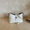 Nuevo Bolso de Axila Rosa Exquisito de Alto Valor para Mujer, Bolso de Hombro con Cadena Versátil, Bolso de Alta Gama para el Trabajo, Primavera 2026