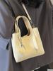 Estilo Coreano Casual Simple Moderno de Alta Gama Portátil Bolso Tipo Cubo Femenino Versátil Color Sólido Bandolera Bolso Suegra