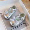 Zapatos de piel para niños 2026 nuevos zapatos de princesa para niñas primavera-verano con lazo, malla, transpirables, mocasines de corte bajo para niños pequeños
