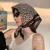 Bufanda Cuadrada de Alta Gama con Estampado Paisley para Mujer, Bufanda Cinturón Estampada de Moda, Bufanda Versátil de Lunares y Estampado de Leopardo de Seda Sintética