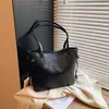 Bolso de Hombro Retro Transfronterizo para Mujer 2026 Nuevo Vintage Versátil Gran Capacidad Moderno Bolso de Mano Bolso de Hombro