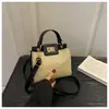 Bolso de Mano para Mujer Retro con Hebilla de Cierre de Color Sólido Tejido 2026 Gran Capacidad Nueva Moda Elegante Bolso Cruzado al Hombro
