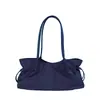 Bolso de axila estilo coreano, bolso de hombro de nicho más vendido, gran capacidad, bolso tote moderno y versátil, bolsa de tela de nailon para commuters al por mayor.