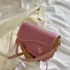 Bolsa de Mão Feminina Nova Moda Verão 2026 Estilo Coreano Bordada com Pedras e Corrente de Pérolas, Bolsa de Ombro e Transversal