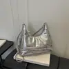 Bolso de axila moderno y versátil para mujer, bolso de hombro casual de moda ins coreana, bolso cruzado de diseño nicho para el otoño de 2026