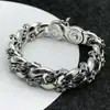 Pulseira de Cruz Única, Estilo Retrô Europeu e Americano Ousado, Pulseira Grossa com Fecho para Homens Modernos