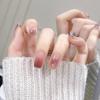 Atacado Unhas Postiças Vestíveis Xiaohongshu Popular Comprimento Médio Esmalte Glitter Dourado Adesivo de Unha Acabado Cola Jelly
