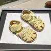 Sandalias para Niñas 2025 Verano Nuevo Estilo Lindos Zapatos de Princesa con Lazo para Bebés Zapatos Huecos Antipatadas de Playa para Niños
