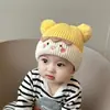 Gorro de Punto para Otoño e Invierno Gorro de Bebé Niño Pequeño Súper Lindo con Pompón Unisex para Niños Cálido de Invierno Lindo de Dibujos Animados