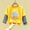 Camiseta de Algodão Puro com Manga Longa para Meninas 2026 Nova Coleção Primavera/Outono Estilosa Camada Base Infantil para Crianças de Meia-Idade e Mais Velhas Roupas de Outono Top