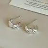 Pendientes trenzados estilo coreano y japonés para mujer, pendientes pequeños para lóbulo de la oreja, diseño único, simples y versátiles, pendientes minimalistas de alta gama
