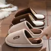 Pantuflas de algodón para mujer para primavera, otoño e invierno, pantuflas de felpa para uso doméstico, antideslizantes de interior, cálidas para parejas, venta al por mayor para hombres