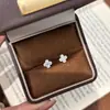 Pendientes de Plata de Ley S925 con Cruz Totalmente Incrustada y Trébol de Cuatro Hojas, Estilo de Nicho de Lujo Ligero, Pendientes de Alta Gama para Mujer