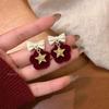 Serie de Pendientes de Clip Navideños ~ Otoño e Invierno Nuevos Pendientes de Árbol de Navidad Estrella Pendientes Sentido Avanzado Explosiones Pendientes de Moda