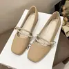 Zapatos Mary Jane estilo francés para mujer, moda otoño 2026 nuevos zapatos planos de suela suave con perlas, zapatos de un solo color poco profundos ligeros antideslizantes