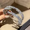 Pulsera Abierta de Tres Capas con Circonita Retro Estilo Palacio, Pulsera de Diseño de Nicho de Alta Gama, Lujo Ligero, Joyería de Mano Versátil y Exquisita