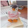 Solo la RopaJellycat Pingüino Cacahuete Ropa para Muñeca de 11 cm Colgante Pingüino Cacahuete Suéter Bufanda