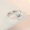 Procesamiento de anillo de rueda de la fortuna con baño de plata de cobre personalizado para mujer, diseño simple de nicho, 50 puntos, Anillo de propuesta de diamante