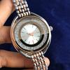 Reloj de Cuarzo de Moda para Mujer Día. Escala de Uñas de Ganso Estilo Actividad Dial de Pedrería Joyería Botón a Presión