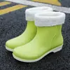 Botas de Chuva Femininas Moda Meia-Canela Estilo Japonês, Impermeáveis, Quentes, Antiderrapantes, Resistentes ao Desgaste, Sapatos de Água Leves para Mulheres