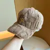 Gorra de Béisbol de Felpa Cálida de Invierno para Mujer, Estilo Moda Coreana, Bordado de Letras de Moda, Versátil, Gorra de Pico Adelgazante