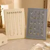 Soporte de exhibición de terciopelo negro y dorado para aretes y collares con múltiples ranuras, tablero de exhibición de almacenamiento de joyas, soporte de exhibición para mostrador de joyería