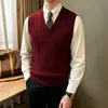 Chaleco de Punto para Hombre con Cuello en V Estilo Retro Británico Otoño Invierno Color Sólido Ropa Interior Juvenil Cárdigan de Punto sin Mangas