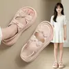 Sandalias para Niña Estilo Verano 2026 Nuevos Zapatos de Verano para Niños para Combinar con Faldas Zapatos de Playa para Niñas Zapatos Ligeros de Princesa para Niños Mayores