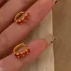 Pendientes Vintage de Filas Únicas con Diamante Rojo de Granate y Circonita, Minimalistas de Nicho, Lujo Ligero de Alto Valor, Versátiles, Pendientes Pequeños al por Mayor