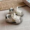 Nuevo Estilo de Otoño Zapatos de Lona con Estrella y Concha en la Cabeza para Niños y Niñas Zapatos de Suela Suave Antideslizantes Versátiles para Gateadores y Niños Pequeños Zapatos para Caminar
