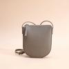 Bolso Bandolera Nuevo de un Solo Hombro para Mujer Bolso Cubo de PU Color Puro Simple Primavera Transfronterizo Poliéster Bolso Cuadrado Pequeño Bolsa al por Mayor