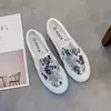 Mocassins Brancos com Estampa de Grou da Primavera Estilo Coreano com Sola Grossa e Lantejoulas, Sapatos Casuais Brancos, Tênis Versáteis de Lona para Estudantes, Estilo Ins