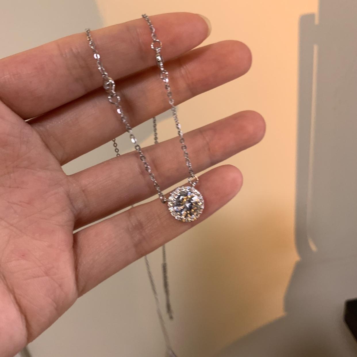 智贝详情图_11一克拉圆包星点项链女仿真莫桑石锁骨链直播货源