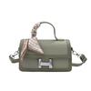 Bolso Cuadrado Pequeño Portátil de Bolsillo Multicapa de Alta Gama para Mujer 2025 Nuevo Transfronterizo de Contraste de Color Bufanda de Seda Bolso de Hombro Cruzado