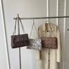 Moda Europea y Americana Estilo Vintage Funda Plegable Bolso Messyman 2024 Nuevo Bolso Estampado de Leopardo para Mujer Bolso de Hombro de Alta Textura Debajo del Brazo