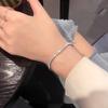 Luxo Leve Senso Sofisticado Micro-cravejado Diamante Pulseira Moda Feminina Simples Aço Titânio Cor Livre Pulseira Casal Versátil Primeira Joia