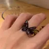 Anillo retro estilo vintage para mujer, versátil y moderno, adecuado para apilar, con un diseño único y elegante microincrustado, anillo para el dedo índice estilo ins, nuevo modelo de moda