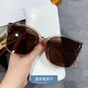 Gafas de Sol Estilo Nuevo para Fotografía Callejera Personalizadas Remaches Metálicos Gafas de Sol de Alta Calidad Anti-UV Mismo Estilo de Tiktok para Hombres y Mujeres
