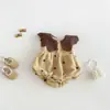 Dianxi Suéter Casual Simple para Bebé Invierno Nuevo Estilo Mameluco con Forro Polar Engrosado Bordado Floral Conjunto de Dos Piezas