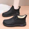 Sapatos de Algodão Aveludado de Inverno 2025, Confortáveis e Impermeáveis, Sapatos Quentes para Mãe, Sapatos de Tecido Old Beijing, Botas Antiderrapantes