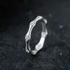 Anillo de luz de segmento de bambú de nicho transfronterizo con incrustaciones de diamante, estilo minimalista simple de temperamento de lujo, anillo para el dedo, regalo, estilo de apilamiento