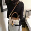 Bolsa de mão com design exclusivo de bolinhas, bolsa de ombro minimalista e estilosa, bolsa transversal chique e versátil estilo coreano para mulheres
