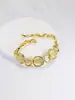 Pulsera Sencilla Geométrica de Piedra de Ojo para Mujer, Joyería de Mano Versátil, Exquisita Joyería de Estilo Palacio de Alto Nivel Incrustada con Diamantes Redondos