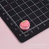 Pastel de Sándwich de Fresa Postre 3D Simulado Accesorios de Resina Pegamento de Crema DIY Pinzas para el Cabello Caja de Almacenamiento de Accesorios para el Cabello Pegatinas