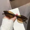 Gafas de Sol Ovaladas de Marco Pequeño Retro Transfronterizas Europeas y Americanas 2024 Nuevas Esenciales para Exteriores Disparo Callejero Gafas de Sol Protectoras