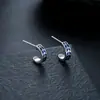 Brincos Cluster de Diamante Cheio de Novo Estilo Transfronteiriços para Homens, Modernos e Versáteis, Brincos de Flor de Íris em Forma de Cruz de Alto Padrão para Mulheres